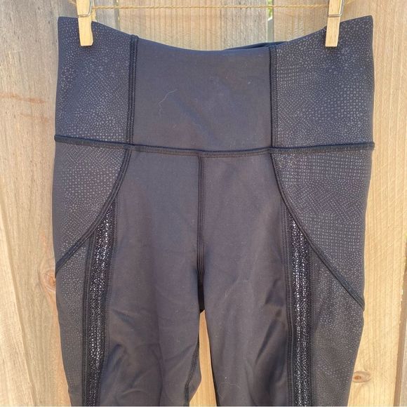 LuluLemon black leggings size 4 - Picture 8 of 11